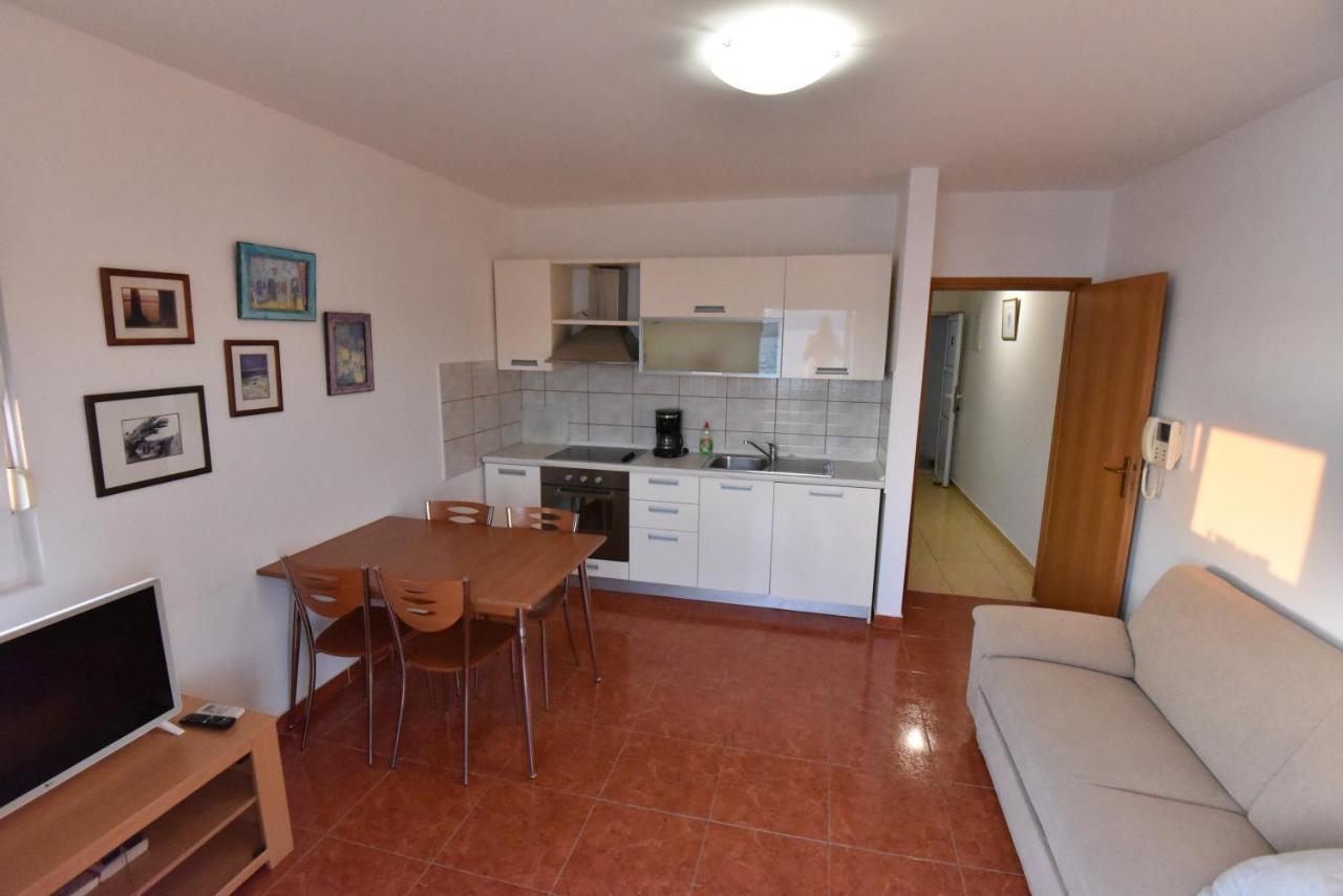 Holiday Home * Komarna