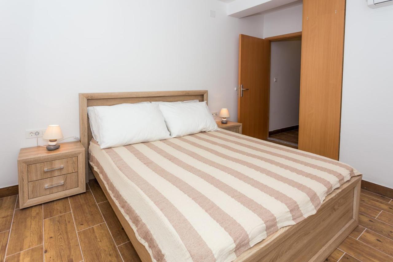 Holiday Home * Komarna